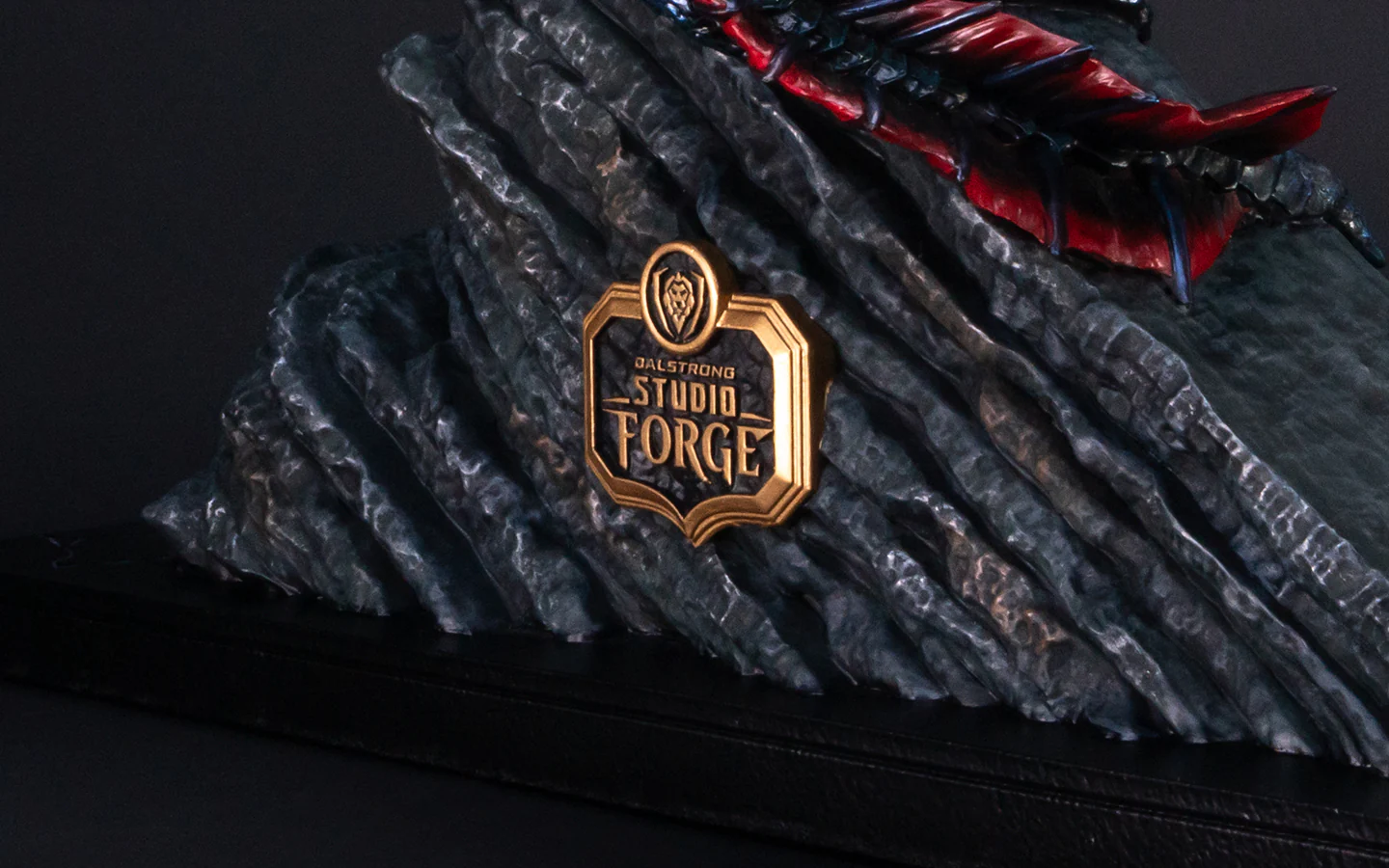 Game of Thrones™ x StudioForge™ | Drogon's Fury™ | 8.5” Collector’s Chef Knife & Sculpted Display Stand - Image 11