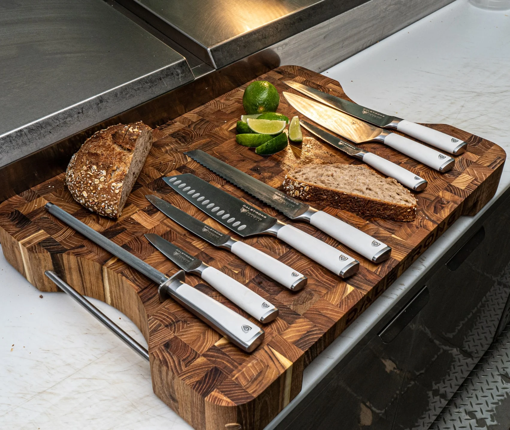 The Gladiator Bundle |  18-Piece Colossal Knife Set + Lionswood Teak Cutting Board - Image 11